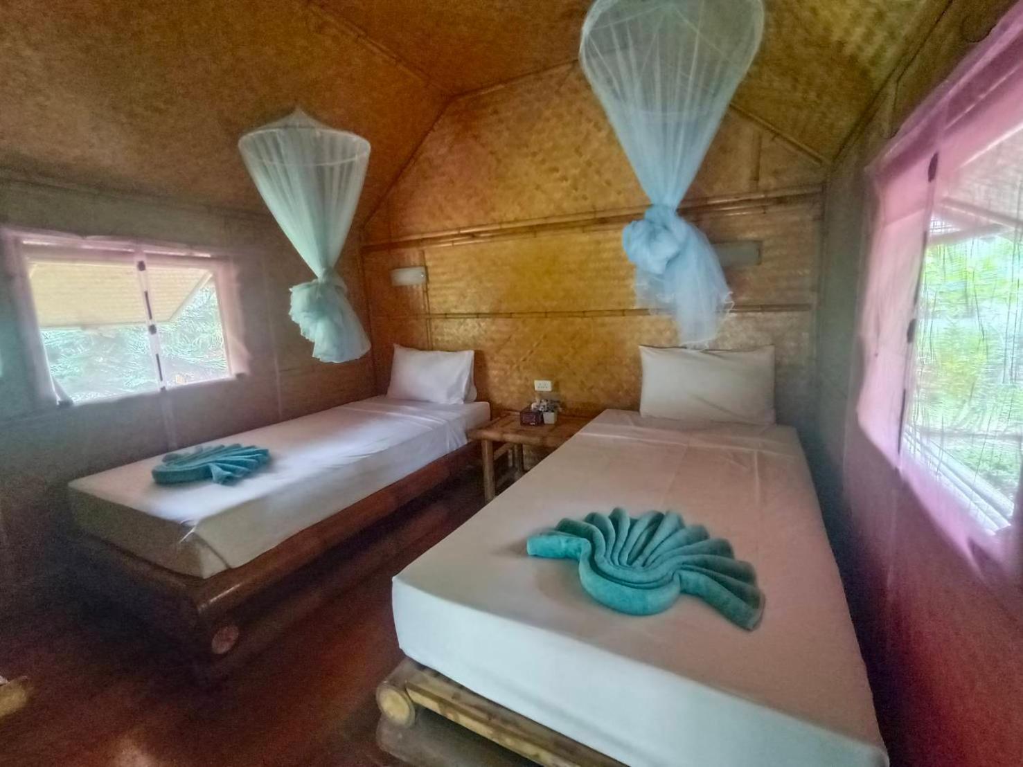 Kingsacre Hotel Nai Yang Beach Kültér fotó