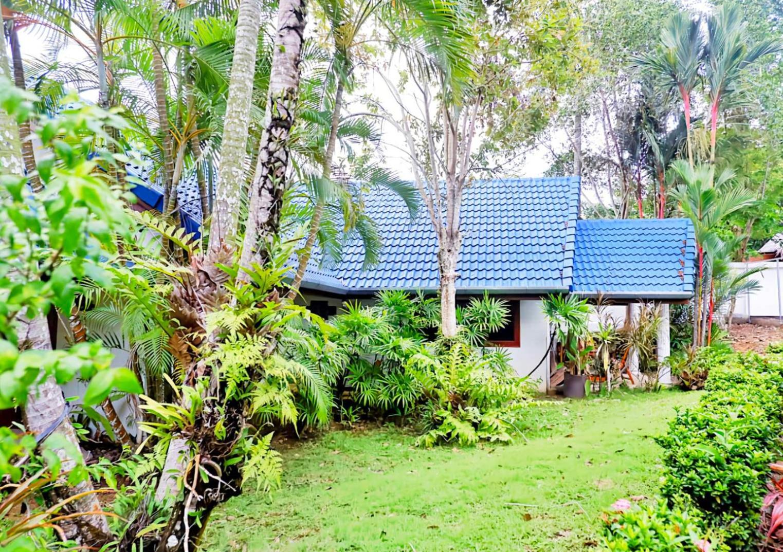 Kingsacre Hotel Nai Yang Beach Kültér fotó