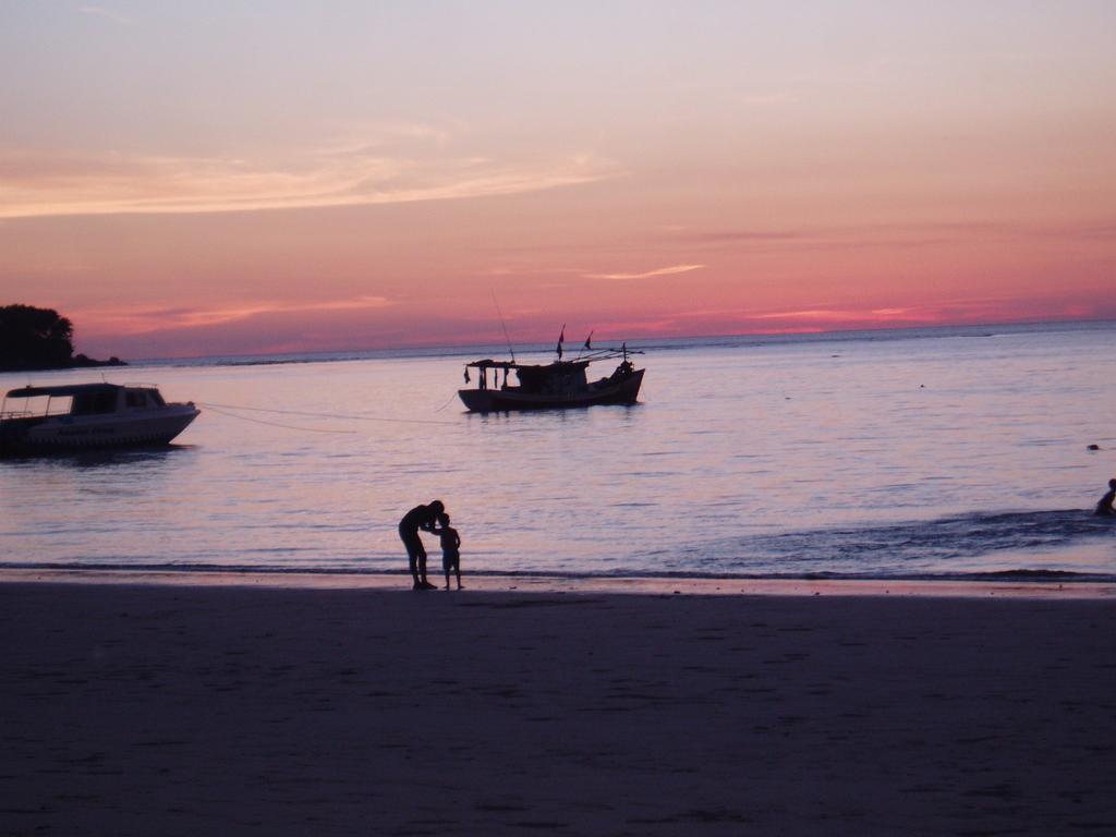 Kingsacre Hotel Nai Yang Beach Kültér fotó